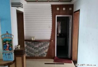 实图 出租东湖小区绿苑淏庭 大三室 4楼 全套家具家电 - 泰安28生活网 ta.28life.net