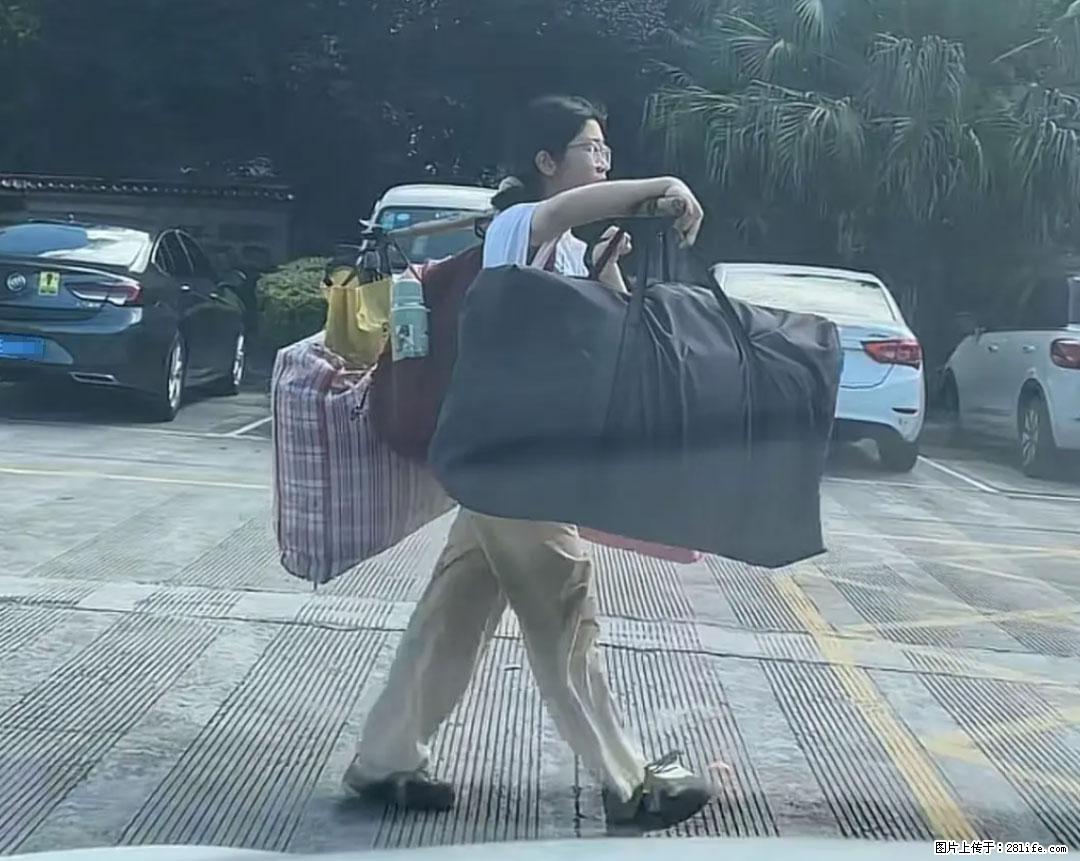 全网追的“扁担女孩”，找了一份暑假工，时薪12元 - 泰安生活资讯 - 泰安28生活网 ta.28life.net